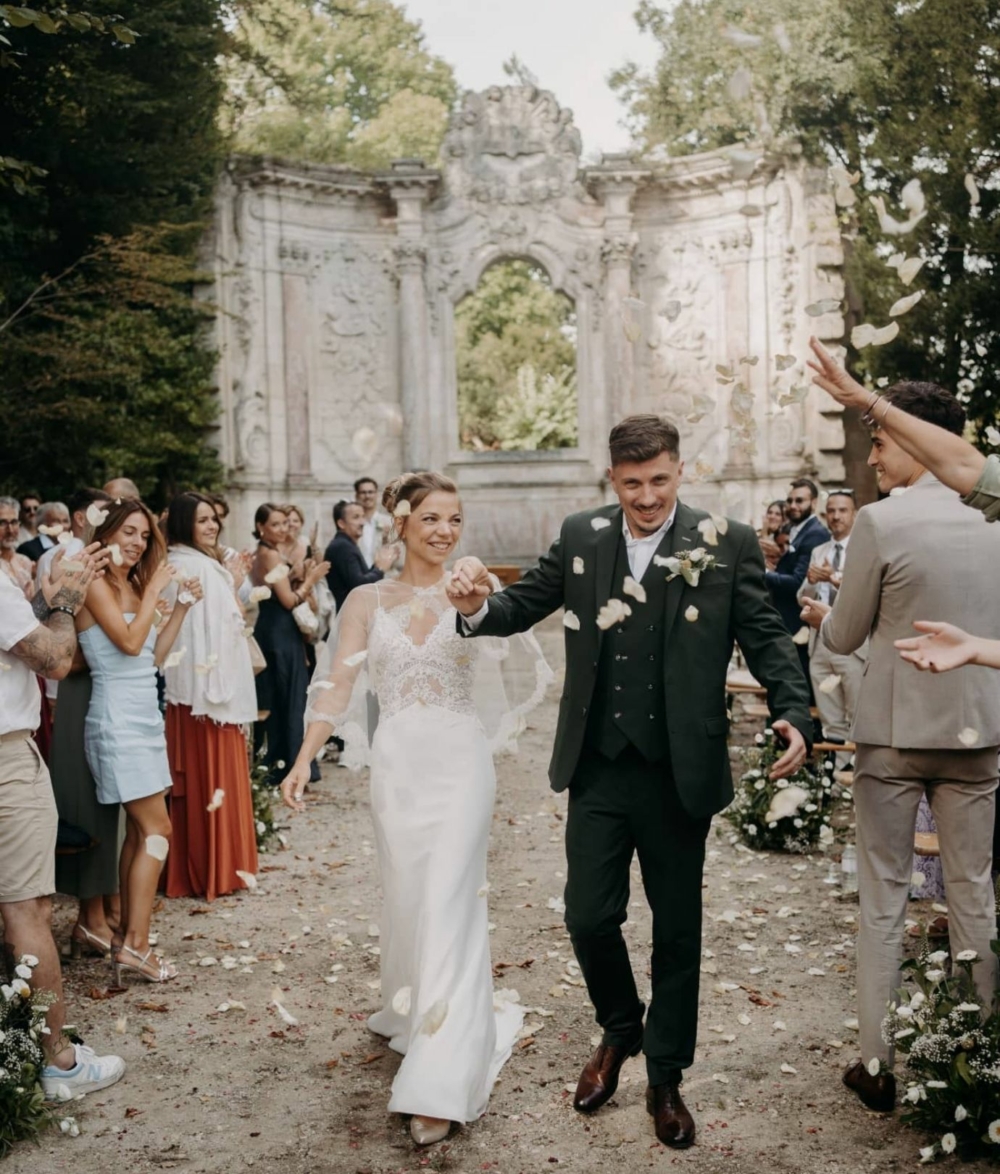cérémonie laïque sortie des mariés de la cérémonie laïque